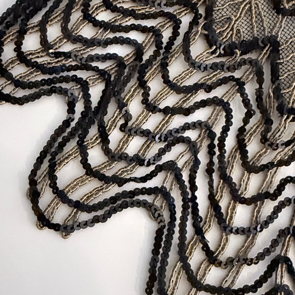 Elegant Black and Gold Lace Necklace - Picture 2 of 7